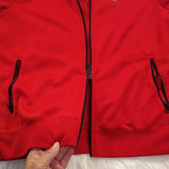 Nike Swoosh Men's médium Red White Collared Full Zip Workout Track Jacket - Picture 2 of 11